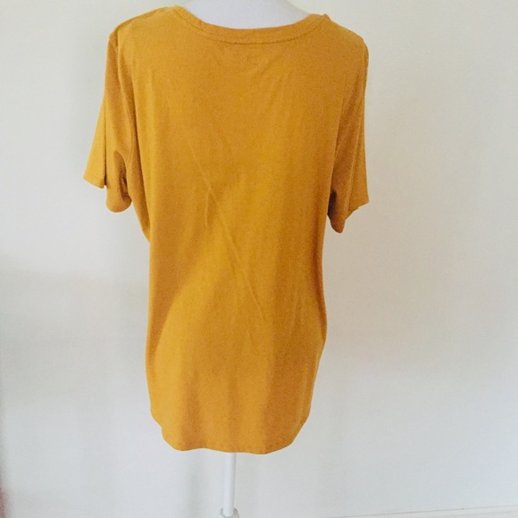 Terra & sky yellow v neck short sleeve tunic - Picture 3 of 7